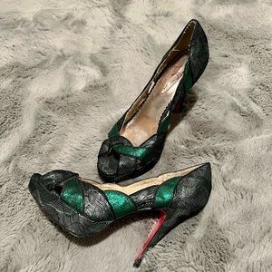 Poetic License Green Glitter Holiday Heels size 7.5